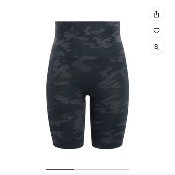 Spanx Look at Me Now Bike Shorts in black Camo Medium, Spanx Biker Shorts - Picture 3 of 10